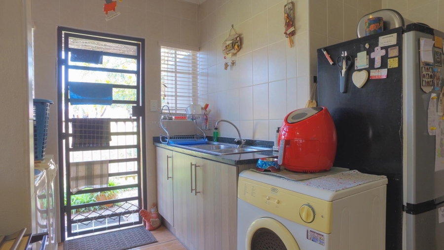 3 Bedroom Property for Sale in Hexrivier Lifestyle Estate North West
